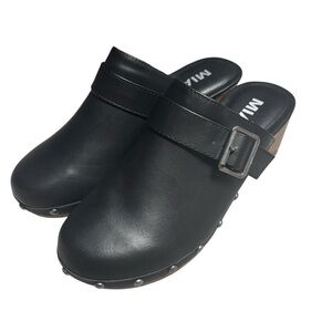 MIA Y2K Apollo Clogs Black Faux Leather Shoes w Silver Studs Women's Size 7